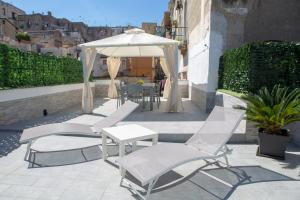Gallery image of Holiday House Tot&ograve; in Naples