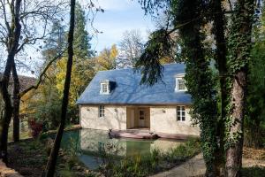 Το κτήριο όπου στεγάζεται  το bed & breakfast