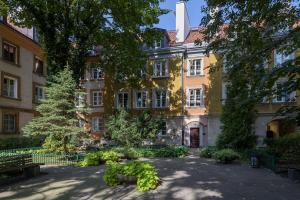 Budova, v ktorej sa apartmán nachádza