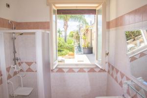 Ένα μπάνιο στο Villa Speranza +44 φωτογραφίες