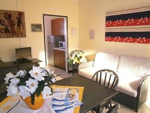 A kitchen or kitchenette at Glicini