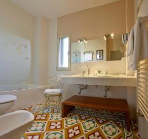 Kúpeľňa v ubytovaní Hotel Santa Coloma del Camino