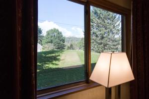 Nespecifikovaný výhled na hory nebo výhled na hory při pohledu z hotelu