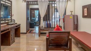 Гостиная зона в Sunny V Hotel