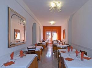 Restaurace v ubytování Hotel Firenze + 15 fotografií