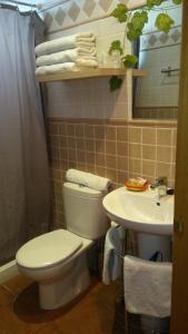 A bathroom at Hostal Sant Roc
