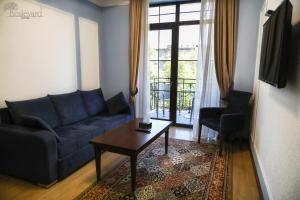 Ruang duduk di Boulevard Hotel