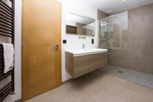 Ένα μπάνιο στο Chalet De L'ours - Chamonix All Year +27 φωτογραφίες