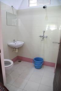 Et badeværelse på Hotel Ramnivas