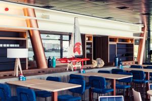 Restoran või mõni muu söögikoht majutusasutuses Delta Hotel
