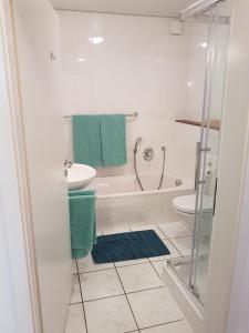 Ein Badezimmer in der Unterkunft 25 Schützenstraße