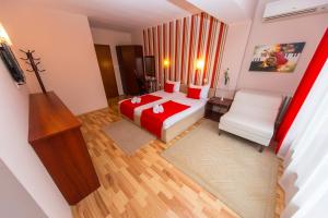 Posteľ alebo postele v izbe v ubytovaní Hotel Pine