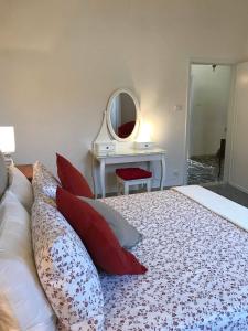 Posteľ alebo postele v izbe v ubytovaní Cozy Apartment Sabrina
