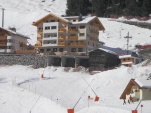 Hotel Alpenfrieden durante l'inverno