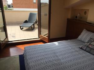 Postel nebo postele na pokoji v ubytování JFK b & b