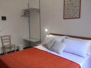 A bed or beds in a room at YooRoom