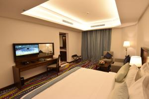 Televisi dan/atau pusat hiburan di Ruve Jeddah Hotel