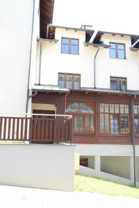 Budova, v ktorej sa apartmán nachádza