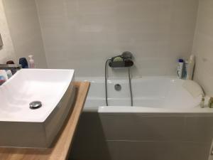 Fotografie z fotogalerie ubytování Hunyadi Apartman v destinaci Szekszárd + 7 fotografií