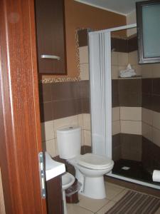 A bathroom at VILLA SINGOLA -SOLE-LUNA-Casavilladusoleil