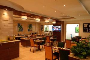 Gallery image of Lemon Tree Hotel Coimbatore in Coimbatore