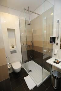Un baño de Zepter Hotel Belgrade, member of Zepter Hotels