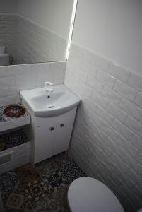 A bathroom at Dom Adula