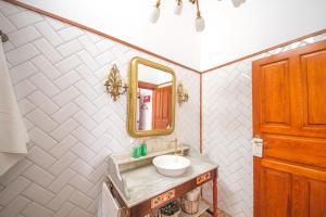 Koupelna v ubytování Aminta Home