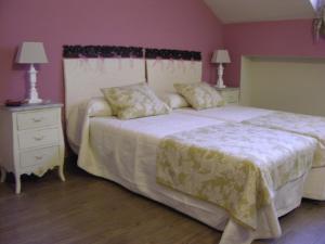 A bed or beds in a room at Albus Albi