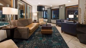 O zonă de relaxare la Best Western Toledo South Maumee