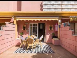 Zdjęcie z galerii obiektu Top1 Green Sea Bungalow jardin w mieście Maspalomas