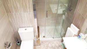 A bathroom at Malaka