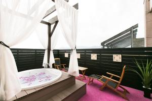 Balkón nebo terasa v ubytování Hotel Atlantis Otsu (Adult Only)
