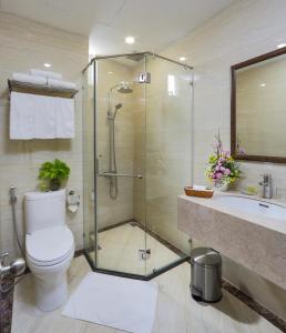 Ванна кімната в Golda Hotel