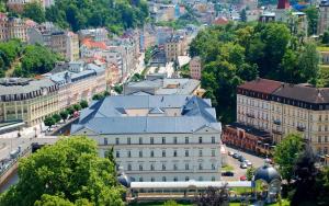 Výhľad na mesto Karlove Vary alebo výhľad na mesto priamo z hotela