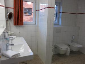 Koupelna v ubytování Hotel Hafen Hitzacker - Elbe