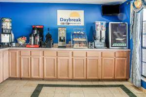 Certifikát, hodnocení, plakát nebo jiný dokument vystavený v ubytování Days Inn by Wyndham Bastrop