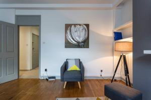 Galería fotográfica de Spacious Central Chic Apartment - Simplycheckin en Winchester