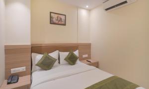 Postel nebo postele na pokoji v ubytování Hotel West Blue