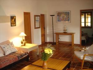 A seating area at Can Petrel