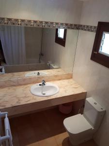 Kúpeľňa v ubytovaní Apartamentos Casa del Sol + 34 fotografií