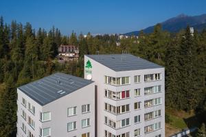 Výhľad na hory alebo výhľad na hory priamo z apartmánu