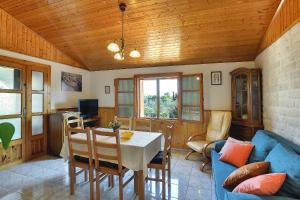 Gallery image of Holiday Home Monica in Banjole