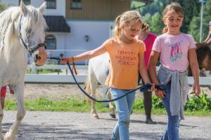 Dzieci zatrzymujące się w obiekcie Reitanlage Dagnhof