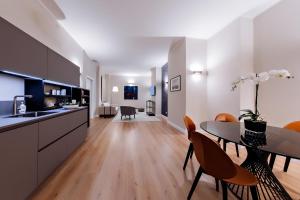 Kuchyňa alebo kuchynka v ubytovaní Milano Manzoni CLC Apartments