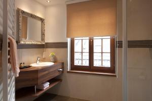 Ліжко або ліжка в номері Hotel zur Post