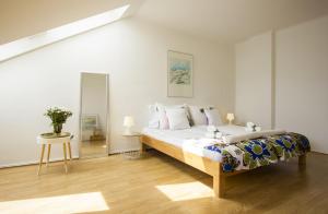 Posteľ alebo postele v izbe v ubytovaní West Coast luxury apartment