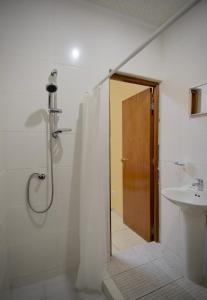 Gallery image of Pista Q hostel and apartments in Oranjestad