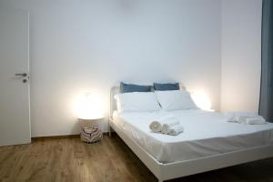 Postel nebo postele na pokoji v ubytování Dora’s Room