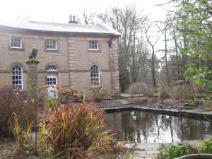 Gallery image of Gamekeepers Cottage in Hayfield